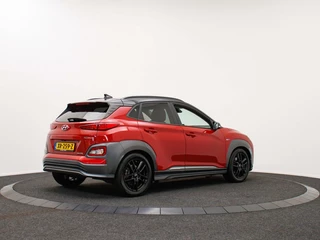 Hyundai Kona Hyundai Kona EV Premium 64 kWh | Verlaagd | Trekhaak tbv fietsendrager - afbeelding nr 2