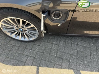 BMW 3 Serie BMW 3-serie 330e Centennial Executive - afbeelding nr 26