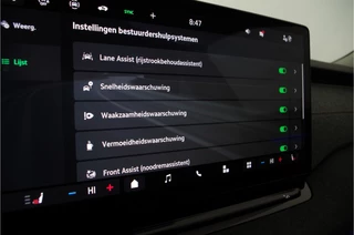 Škoda Octavia ŠKODA Octavia Combi 1.5 TSI MHEV First Edition > Camera/Adapt.cruise/Winterpakket... - afbeelding nr 18