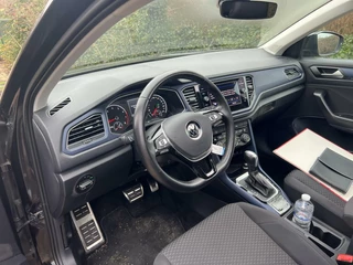 Volkswagen T-Roc Volkswagen T-Roc 1.5 TSI Sport Pano| Navi+BT| CARPLAY - afbeelding nr 4