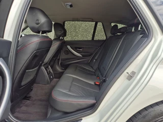 BMW 3 Serie BMW 328i Touring Sport Line/Leer/Grote Navi/245 PK/18''/Vol! - afbeelding nr 12