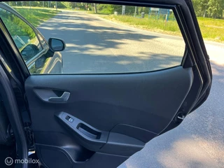 Ford Fiesta Ford Fiesta 1.0 EcoBoost Connected - afbeelding nr 13