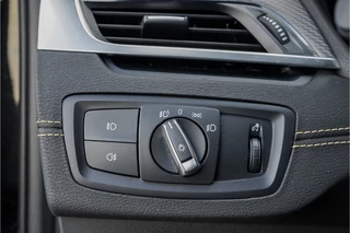 BMW X2 BMW X2 sDrive20i M-Sport High Ex Shadow Navi Trekhaak 19