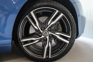 Volvo V40 Volvo V40 2.0 D3 Business Sport PANO| R DESIGN - afbeelding nr 7
