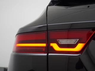 Jaguar E-PACE Jaguar E-Pace 1.5 P300e AWD R-Dynamic ORIG. NL. NAP KM. | CAMERA | RIJKLAARPRIJS INCL. 12 MND. BOVAGGARANTIE - afbeelding nr 9