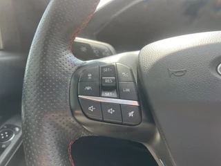 Ford Kuga Ford Kuga 2.5 PHEV ST-Line X 225pk | Panoramadak | Winter pack | Adaptive cruise control | Head up display | 19 inch - afbeelding nr 29