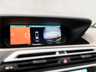 Citroën Grand C4 Spacetourer Automaat (APPLE CARPLAY, NAVIGATIE, CAMERA, GETINT GLAS, MASSAGE, SPORTSTOELEN, PARKEERSENSOREN, TREKHAAK, CRUISE, DAB+, NIEUWSTAAT) - afbeelding nr 17