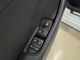 Audi A3 Audi A3 Sportback 35 TFSI CoD Sport 2x S-Line 150PK Automaat | Elektr. trekhaak | Carplay | Camera | Stoelverwarming | Full LED | 19'' LMV - afbeelding nr 22