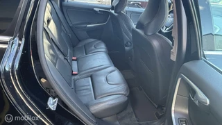 Volvo XC60 Volvo XC60 2.5T Summum 5-CILINDER/PANO/ACC/LEER - afbeelding nr 18