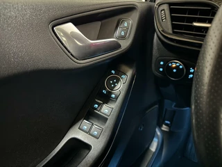 Ford Fiesta Ford Fiesta 1.5 EcoBoost ST-3 Performance Pano Recaro B&O CarPlay - afbeelding nr 30