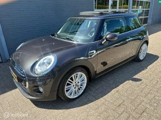 MINI 3-deurs 1.5 Cooper Chili / Panorakadak / Gratis afleverpakket incl bovag garantie