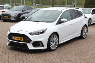 Ford Focus Ford Focus 2.3 RS / Milltek / Recaro Schaalstoelen / Camera / 19'' / Stuurverwarming / DAB / Cruise Control - afbeelding nr 6