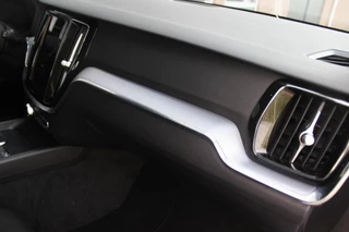 Volvo V60 ➡️ Volvo V60 2.0 B3 Momentum Advantage | 1e eigenaar | BTW auto | Origineel NL | LED | Camera | 17 inch | Cruise-control | PDC | DAB | 163 pk | Lane assist | Rij-modus | - afbeelding nr 32