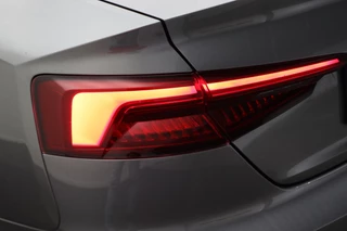 Audi A5 Audi A5 Cabriolet 40 TFSI Sport S Line Edition Leer, Apple Carplay, Verwarmd Stuurwiel, Cruise, PDC, Navigatie, LED, 20'' - afbeelding nr 28