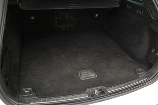 Volvo V60 Volvo V60 2.0 T6 Recharge AWD R-Design | Trekhaak |  Stoel & stuurverwarming | Adaptive cruise | Carplay | Camera | Keyless | Navigatie | Full LED | Dodehoek detectie | Half leder - afbeelding nr 16