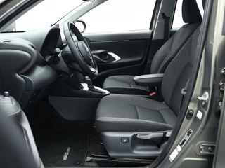 Toyota Yaris Cross Toyota Yaris Cross 1.5 Hybrid Comfort Automaat | Navigatie | Camera | Cruise contro - afbeelding nr 18