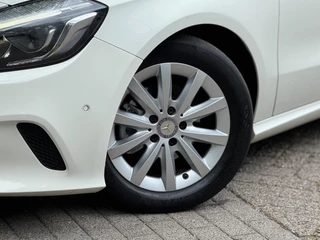 Mercedes-Benz A-Klasse Mercedes-Benz A-klasse 180d Automaat Navi Nieuwe APK Park.sensoren Flippers LM velgen - afbeelding nr 13
