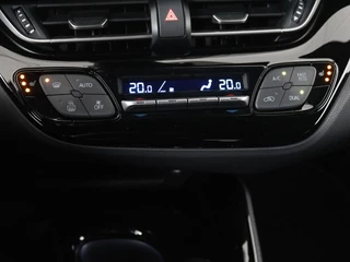 Toyota C-HR Toyota C-HR 1.8 Hybrid Style | Stoelverwarming | Trekhaak |  Adaptive cruise | JBL Sound | Camera | Navigatie | Keyless | Dodehoek detectie - afbeelding nr 25