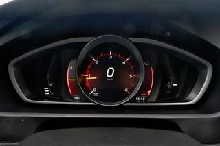 Volvo V40 Volvo V40 2.0 D3 R-Design - afbeelding nr 13