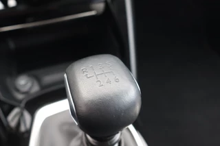 Peugeot 208 Peugeot 208 1.2 PureTech Allure Pack Adap-Cruise I Carplay I Camera - afbeelding nr 29