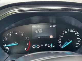 Ford Focus Ford Focus Wagon 1.0 EcoBoost Hybrid ST Line | Navigatiesysteem | Stoelverwarming | Stuurverwarming | LED verlichting | Apple CarPlay | Achteruitrijcamera | Inparkeerhulp | Parkeersensoren voor en achter - afbeelding nr 5