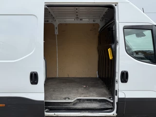 Iveco Daily Iveco Daily 35S14 2.3 L2H2 Airco Cruise 3.5ton Trekgewicht Lucht geveerde stoel - afbeelding nr 6