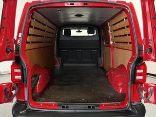 Volkswagen Transporter Volkswagen Transporter 2.0 TDI L2H1 Automaat | Airco | Marge | Trekhaak - afbeelding nr 6