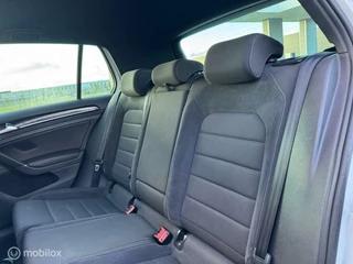 Volkswagen Golf Volkswagen Golf 2.0 TSI 4Motion R - afbeelding nr 12
