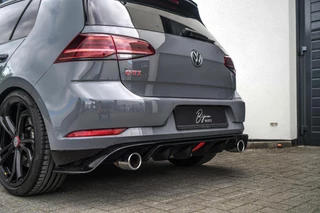 Volkswagen Golf Volkswagen Golf 2.0 TSI GTI TCR 290PK PANO / CAMERA / NIEUWSTAAT! - afbeelding nr 6