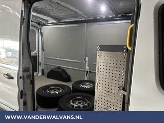 Ford Transit Android Auto, Cruisecontrol, Stoelverwarming, Verwarmde voorruit, Parkeersensoren, Bijrijdersbank - afbeelding nr 11