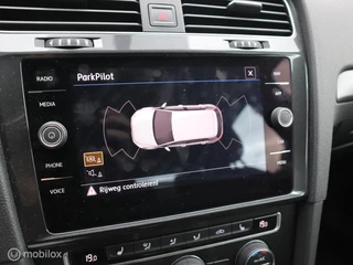 Volkswagen Golf Volkswagen Golf 1.0 TSI Highline PDC CarPlay Alcantara ACC - afbeelding nr 7