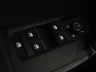 CUPRA Formentor CUPRA Formentor 1.4 eHybrid | Stoel & Stuurverwarming | Camera |  Adaptive cruise | Carplay | Full LED | Sfeerverlichting - afbeelding nr 34