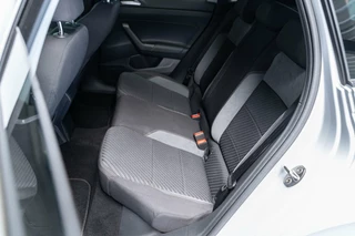 Volkswagen Polo Volkswagen Polo 1.0 TSI Highline 2x R-line - afbeelding nr 37