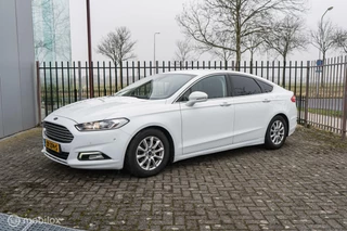 Ford Mondeo Ford Mondeo 1.5 TDCi Titanium|Carplay|Stoel/stuur verwarming - afbeelding nr 4