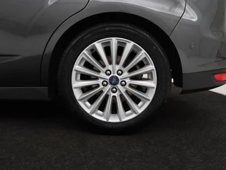 Ford C-MAX Ford C-Max 1.5 TDCi Titanium | Carplay | Trekhaak |  Navigatie | Verwarmde voorruit | Climate control | Keyless | Parkeerhulp | Cruise control - afbeelding nr 30