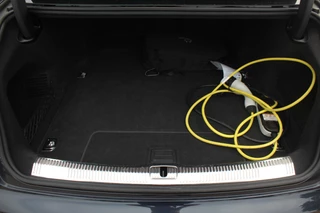 Audi A8 Audi A8 60 TFSI e quattro Pro Line Plus 476pk NL Auto! / Panoramadak / 360Camera / Head-up / B&O / Luxe Leder / Softclose / Keyless / Luchtvering / Stoelmassage / Stoelventilatie - afbeelding nr 16