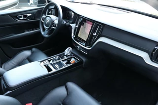 Volvo V60 Volvo V60 2.0 T6 Recharge AWD Inscription Panodak Headup Display 360View Adaptiv Cruise Leder Sportzetels Harman/Kardon Audio Laneassist 134000km BJ2021 - afbeelding nr 34