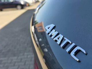 Mercedes-Benz GLC Mercedes-Benz GLC-klasse 300e 4MATIC Premium Plus / LUCHTVERING / PANORAMADAK / ALARMKLASSE 5 / TREKHAAK ELEKTRISCH / AMG-LINE ! - afbeelding nr 8