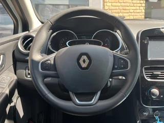 Renault Clio Renault Clio TCe 90 LIMITED NAVI/CRUISE/PDC/LMV/NL-AUTO /1e EIGENAAR - afbeelding nr 31