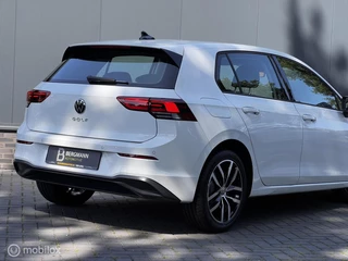 Volkswagen Golf Volkswagen Golf 1.5 TSI Life Business|ACC|stoelverwarming|17 - afbeelding nr 4