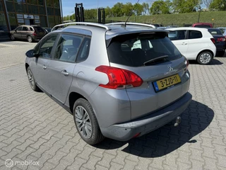 Peugeot 2008 Peugeot 2008 1.2 PureTech Blue Lease Executive - afbeelding nr 4