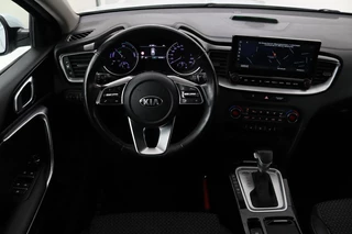 Kia Ceed Kia Ceed 1.6 GDI PHEV DynamicLine |  Stoel & stuurverwarming | Adaptive cruise | Trekhaak | Camera | Half leder | Navigatie | Keyless | Full LED - afbeelding nr 3