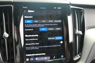 Volvo XC60 Volvo XC60 T6 Recharge AWD Ultimate Dark | Long Range | Panoramadak | Parkeercamera | Stoelverwarming | Pilot Assist | Glossy Black | Keyless - afbeelding nr 48