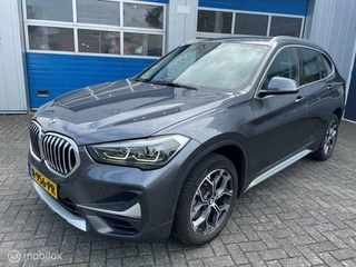 BMW X1 BMW X1 sDrive20i VDL Nedcar Edition 2020  91Dkm - afbeelding nr 1