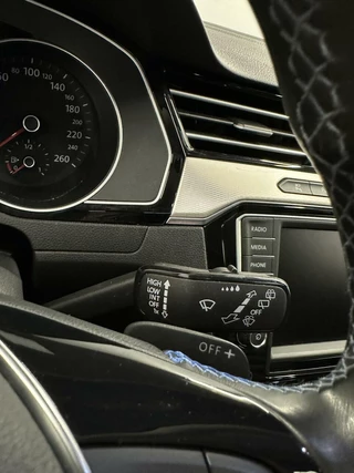 Volkswagen Passat Volkswagen Passat Variant 1.4 TSI GTE Highline|Leer|Pano| - afbeelding nr 25