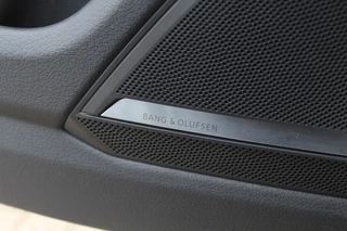 Audi A6 Audi A6 Avant 55 TFSI quattro Design Pro Line Plus / Trekhaak / Camera / Head-up / Achterasbesturing / Luchtvering / Softclose / B&O / Leder / Interieurvoorverwarming / Dodehoek / DAB / ACC / Stoelverwarming 4x - afbeelding nr 36