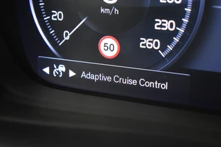 Volvo XC40 Volvo XC40 T2 129pk Aut. Business Pro | Trekhaak | 19