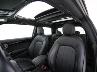 MINI Electric (INCL-BTW) Aut. *PANO | FULL-LEATHER | HEAD-UP | FULL-LED | HARMAN/KARDON-SOUND | KEYLESS | CAMERA | SPORT-SEATS | NAVI-FULLMAP | HEATED-SEATS | AMBIENT-LIGHT | DAB | DIGI-COCKPIT | 17