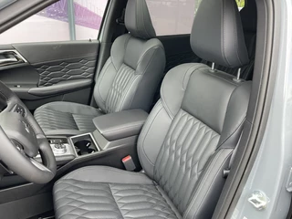 Mitsubishi Outlander Mitsubishi Outlander 2.4 PHEV Instyle - afbeelding nr 24