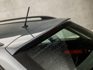 Škoda Fabia (APPLE CARPLAY, NAVIGATIE, CLIMATE, STOELVERWARMING, SPORTSTOELEN, PARKEERSENSOREN, CRUISE, DAB+, LM VELGEN, NIEUWSTAAT) - afbeelding nr 30